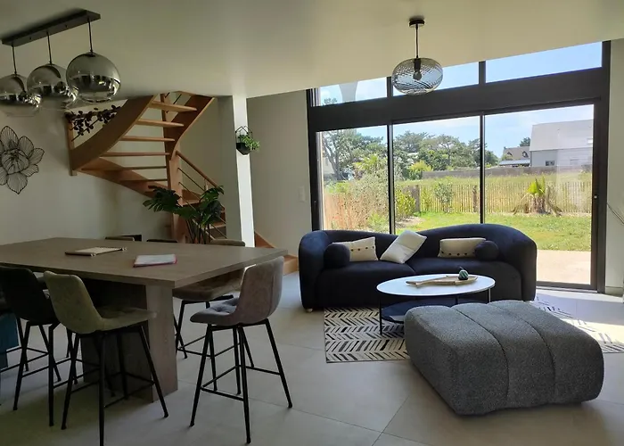 Invitation Bord De A Portbail Holiday home *