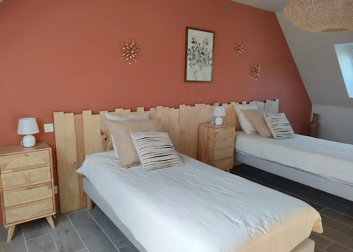 Holiday home Invitation Bord De A Portbail *